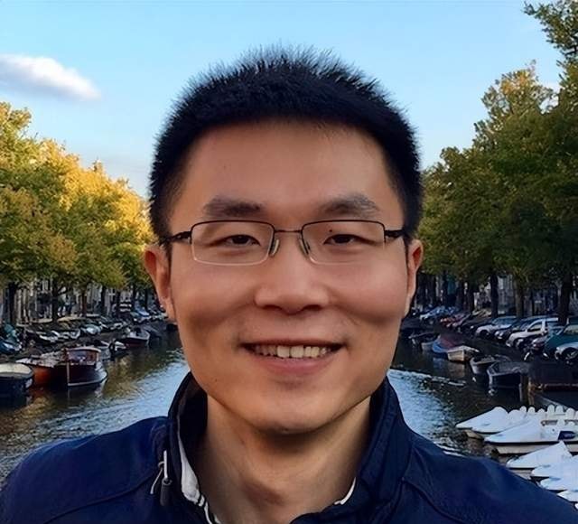 How a Chengdu Student Reshaped the Trajectory of AI — figure 10